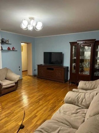 Продам 3-х комнатную квартиру с ремонтом на Королева - фото 1