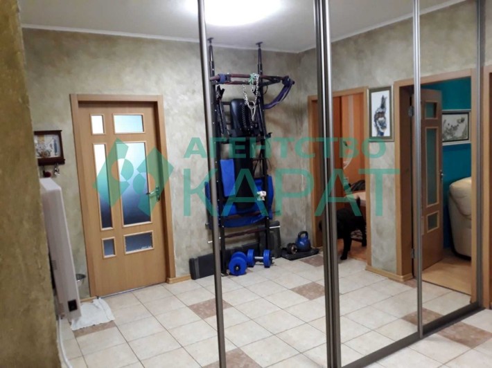 Продам 3 квартиру улучш. пл-ки на СС-1 с отличным ремонтом - фото 1