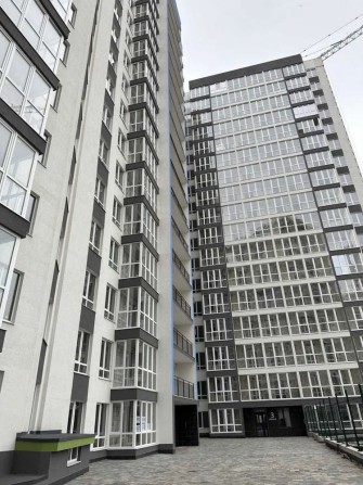 Выгодно продам квартиру в «ЖК Акварель 3». - фото 1