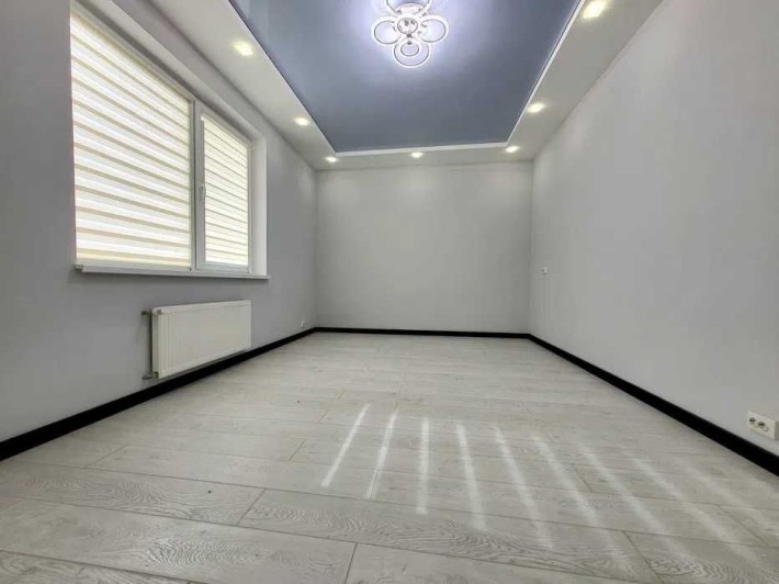 3-кімнатна 80 м2 Новий будинок Середній поверх Якісний ремонт id208032 - фото 1