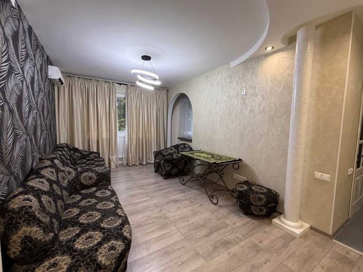 Продам 3х комнатную квартиру с ремонтом на Черемушках - фото 1