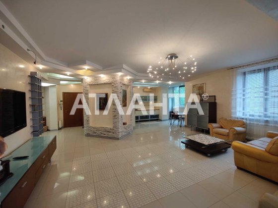 Кухня-студия и Три спальни Ремонт и Мебель Французский бульвар Море Одесса