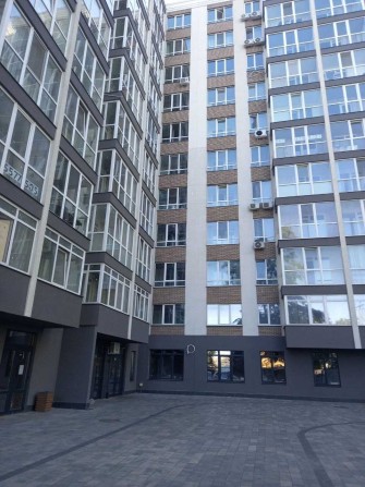 Продам однокомнатную в ЖК Акварель - фото 1