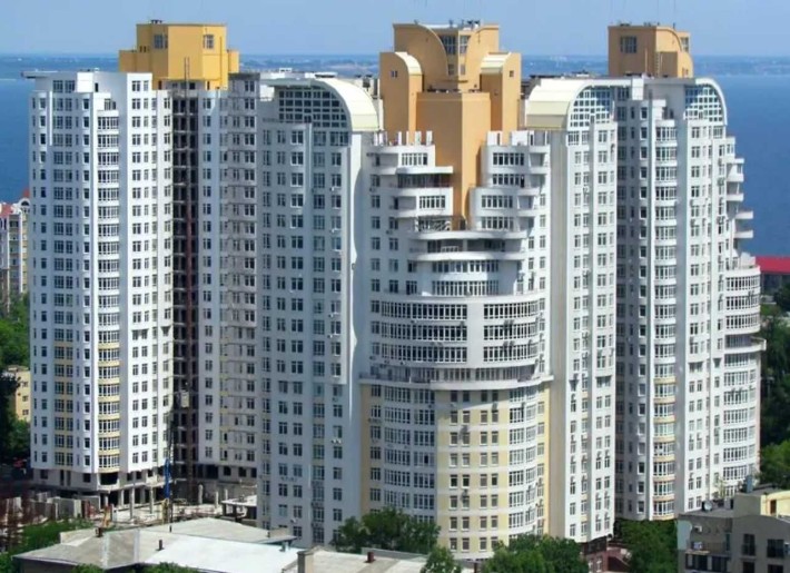 Квартира на ФРАНЦУЗСКОМ БУЛЬВАРЕ в ЖК Французский с панорамным видом - фото 1