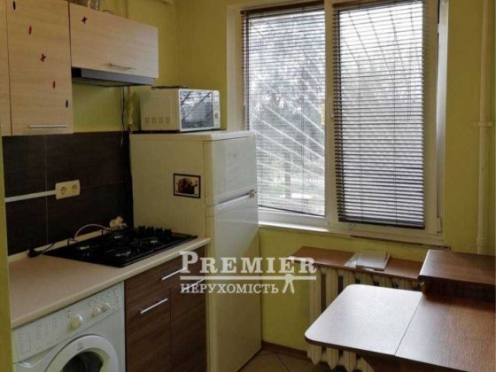 Продам 1-кімнатну квартиру з ремонтом на Марсельській Одесса