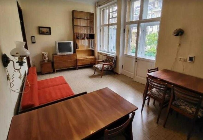 Продам 2 ком кв Центр - фото 1