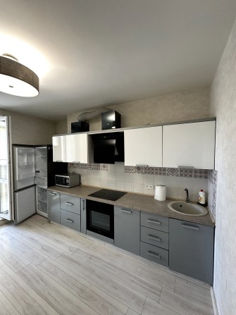 Продам 1 комнатную квартиру в новострое ЖК Аврамовская 50м2, VW - фото 1