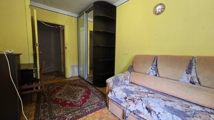 Продам! 3-х ком квартира метро Индустриальная 23500 - фото 1