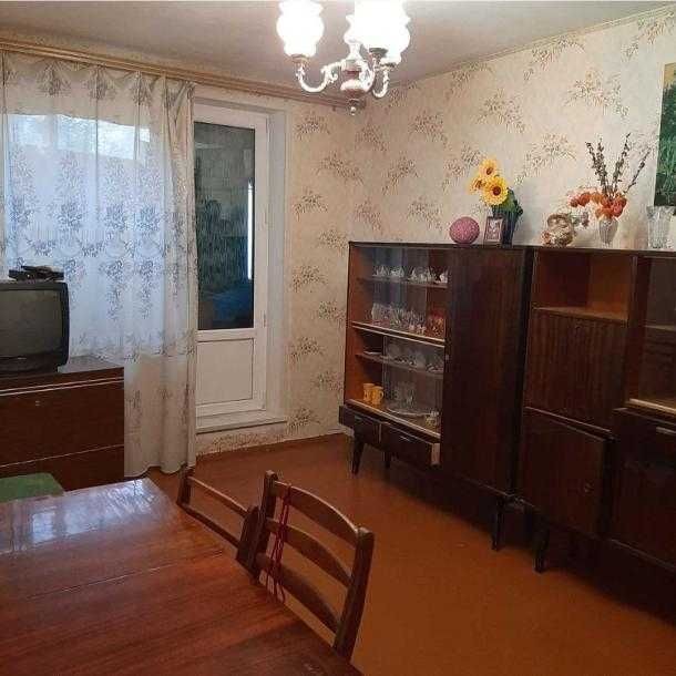 Продам 2х. кв. м. Салтовская 5 минут пешком. - фото 1