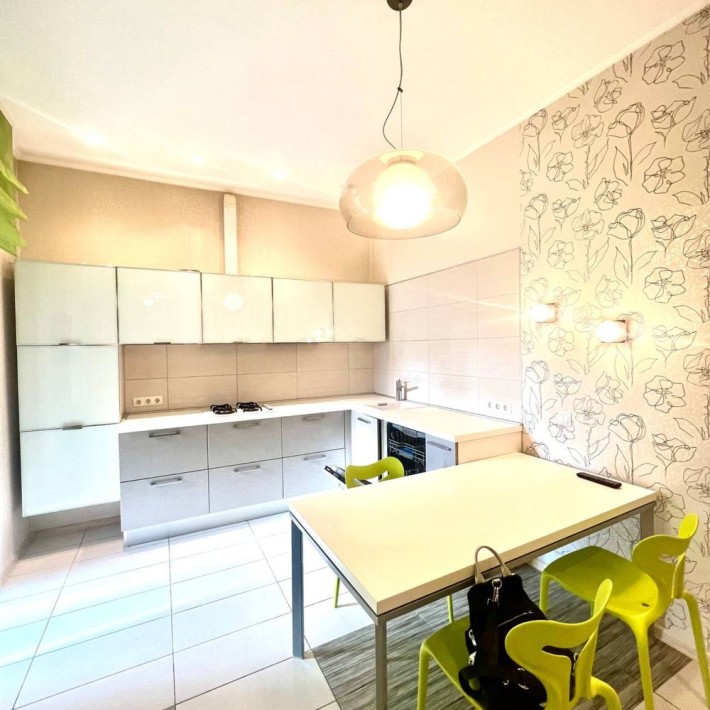 Продам 6к квартиру Центр Университет ул. Мироносицкая 15 - фото 1