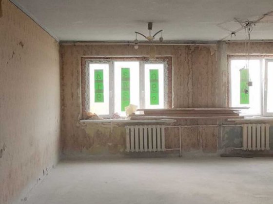 Продам двухкомнатную квартиру круг 602 м-рн Харків