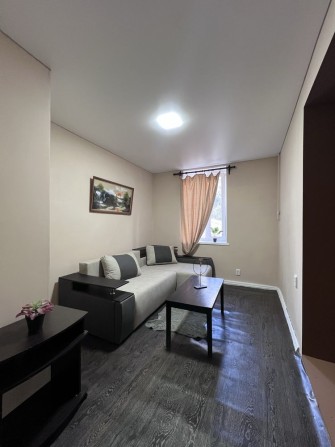 Продам 2 к.кв.  Без % Метро пр Гагарина (пр Аэрокосм) Центр Набережная - фото 1