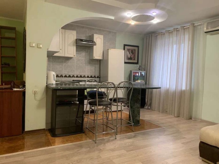 Продаж 1-к квартири вул. Аболмасова Андрія (Панельна)3 Дніпровський район - фото 1