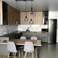 Продаж 3 кімнатної квартири на вул. Є.Сверстюка 6в Київ