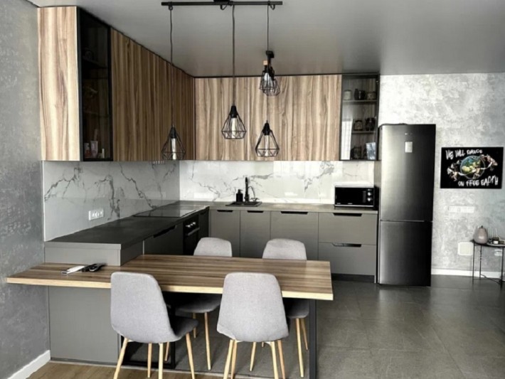 Продаж 3 кімнатної квартири на вул. Є.Сверстюка 6в - фото 1