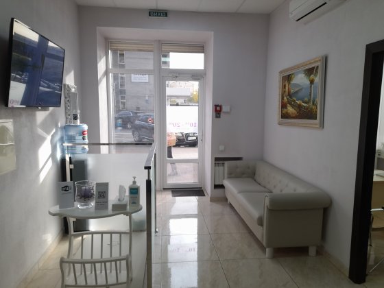 Оренда косметологічного кабінета в центрі Києва — біля ТРЦ Олімпійський та Мега Маркету Киев