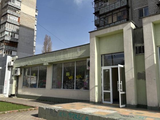 Готовий фасад 80 м² на Черемушках Варненська - ідеально для магазину/кафе, Одеса Одеса