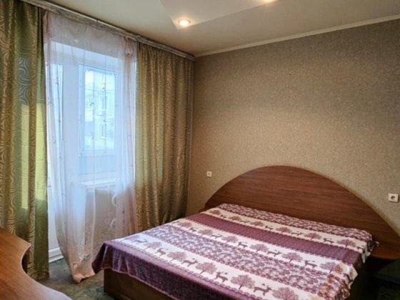 Здам в оренду 3-кімнатну квартиру на Лівому березі Кам'янське