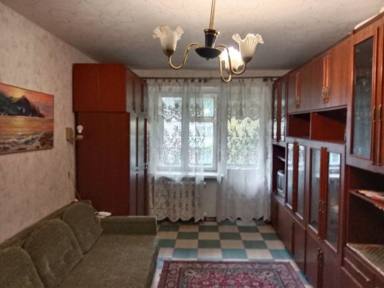 1комн. 3/5эт. ул.Запорожская р-н Автовокзала Кам'янське