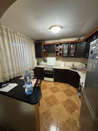 Центер м.Виноградів трикімнатна - фото 1