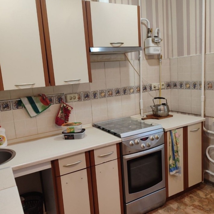 Сжам 2х к комнатную кв-ру 9000 Левый берег - фото 1