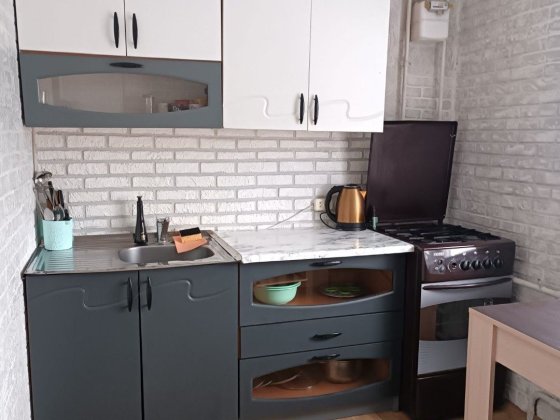 Сдам 2х комнатную квартиру левый берег 11й район кинотеатр Мир Кам'янське