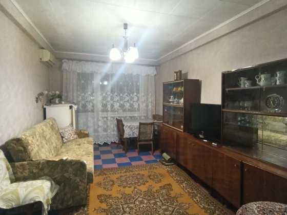 Сдам 2 комнатную на Черёмушках Кам'янське