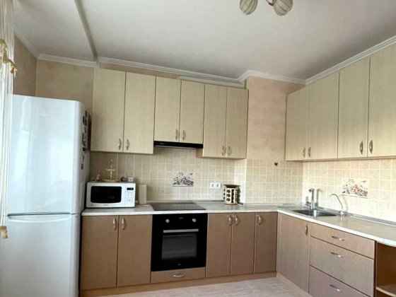 2К Квартира в будинку біля парку, Вишгород Вышгород