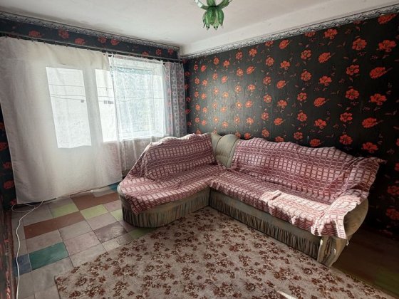 Сдам 2ком.кватиру 5/5 на Черёмушках! Кам'янське