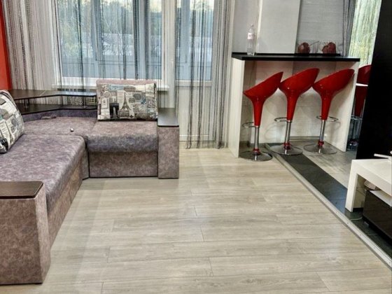 Оренда 2х кімнатної з РЕМОНТОМ і АО в ЦЕНТРІ МІСТА! Кам'янське