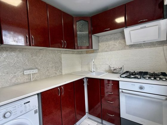 Оренда 3 кім. Правий берег «Украіна» Кам'янське