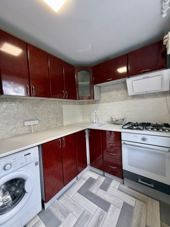 Оренда 3 кім. Правий берег «Украіна» - фото 1