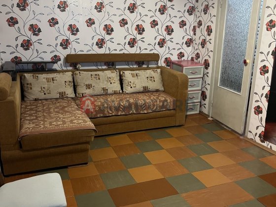 Здається простора 1-кімнатна квартира в центрі міста Каменское