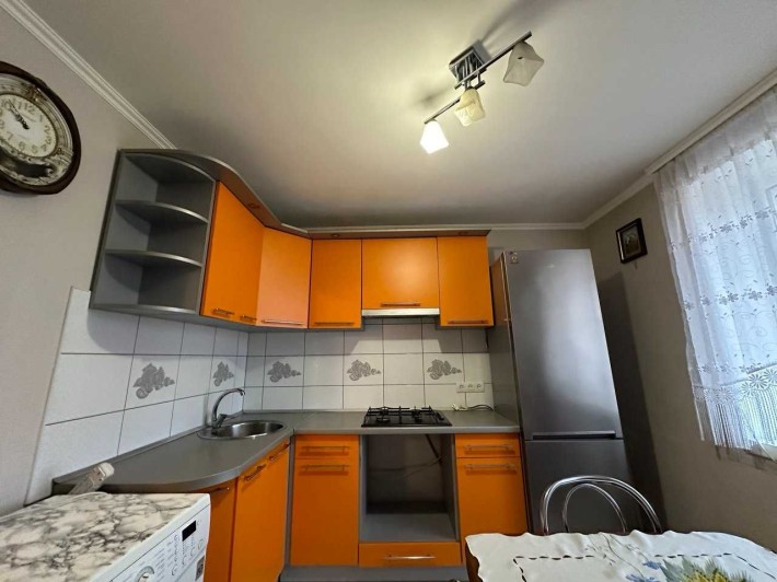 Оренда укомплектованої євродвокімнатної квартири + гараж, м. Гостомель - фото 1