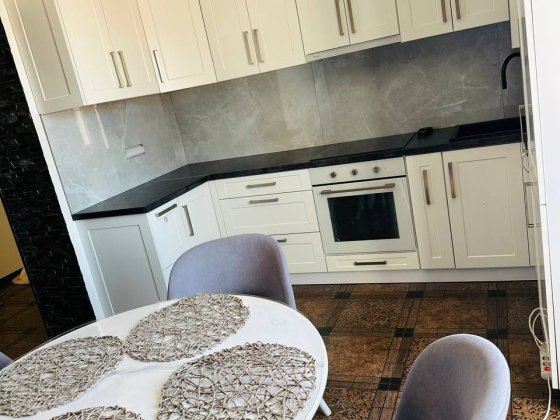 Здається в оренду 2кімнатна квартира в самому центрі міста