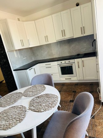 Здається в оренду 2кімнатна квартира в самому центрі міста - фото 1