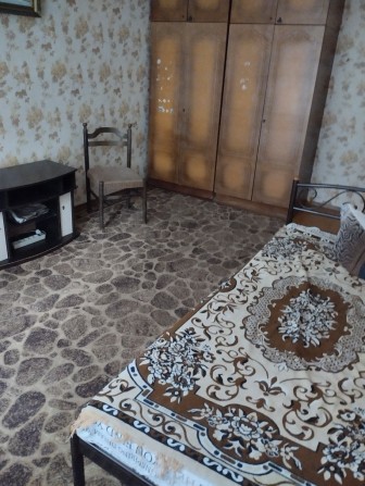 Сдается 1комнатная квартира  1этаэ пяти этажного дома . - фото 1