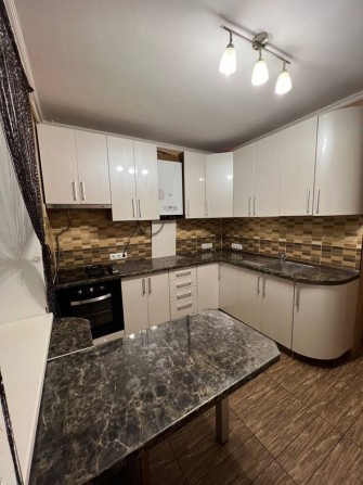 Здам в оренду 2-х кімнатну квартиру у Дубно - фото 1