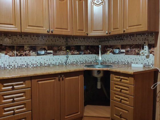 Квартира 3-х кімнатна, меблірована, с битовою технікою