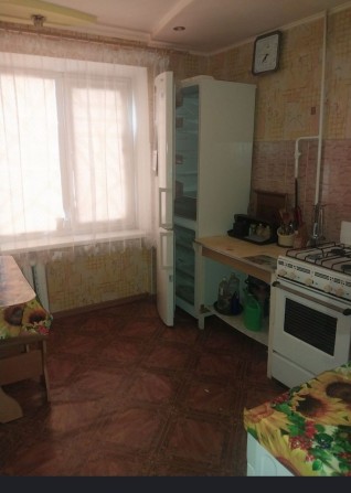 Сдам квартиру 3 комн 8этаж 9 эт дом - фото 1