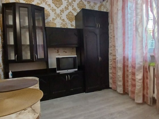 Аренда до лета, малосемейка, первое мая 11 третий этаж парк рынок Черноморск