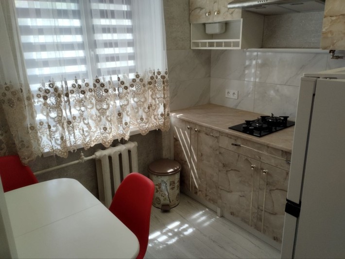 Сдаю 2-х комнатную квартиру - фото 1