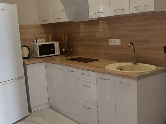 Сдам до лета 1к.квартиру у моря с ремонтом Черноморск