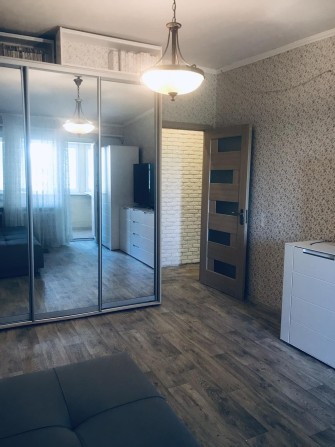 Сдам двухкомнатную квартиру с ремонтом! - фото 1