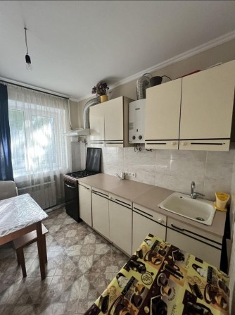 Здам світлу, охайну 1- кімнатну квартиру у самісінькому центрі міста! - фото 1