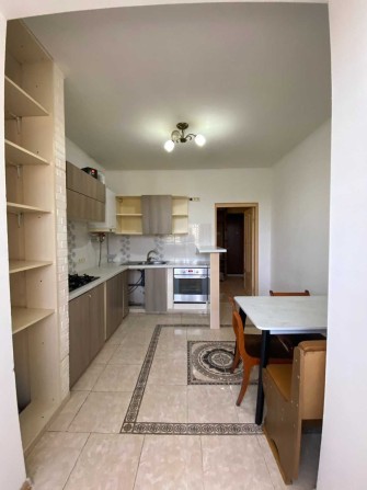 Сдам на год и более 2 комнатную в Аббо со своим отоплением - фото 1