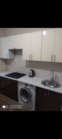 ЗДАМ СВОЮ 1-ну кв. в Центрі Коростеня - фото 1