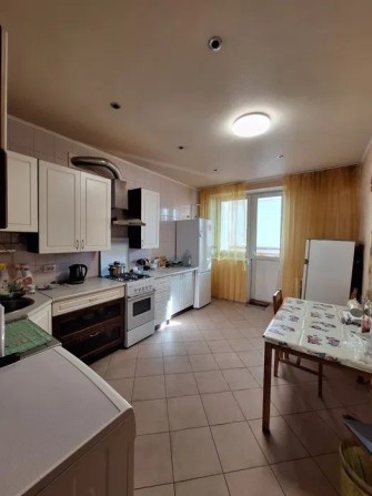 Коцюбинське. Здам велику 1 кімнатну квартиру  вул. Меблева 11 Б - фото 1