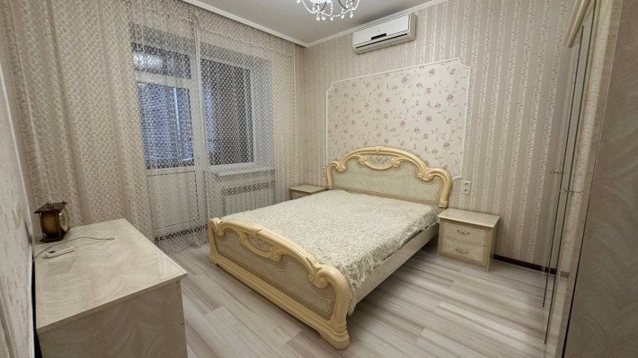 3-к.Кв  1-Поверх у Самом Центрi міста .Вул.В.Стуса 54 - фото 1