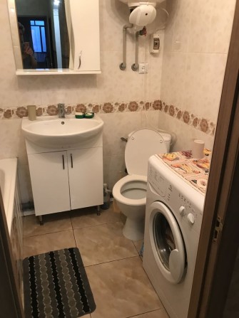 Сдам свою 2к квартиру с АО - фото 1